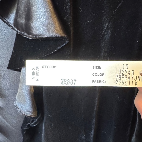 Ladies Spenser Evening Black Velvet Jacket , Size 10 - Picture 7 of 7